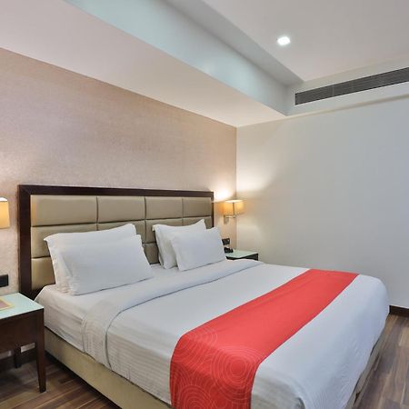 Krios Hotel - Near Sg Highway, Amhedabad Dış mekan fotoğraf